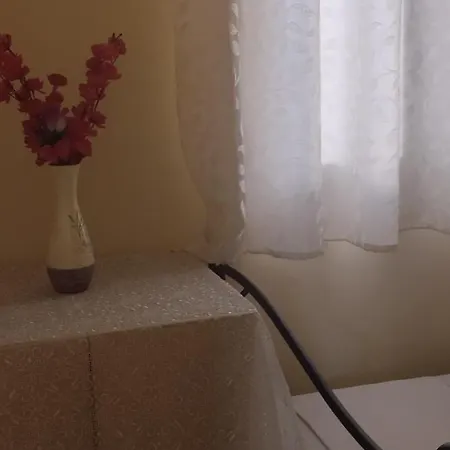 Spacious 2 Bd Detached House In Kefalonia W Patio * ליקסורי