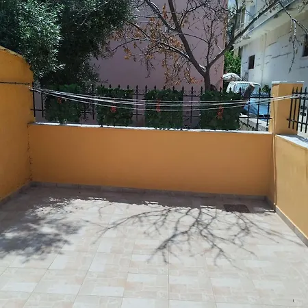 Сasa de vacaciones Spacious 2 Bd Detached House In Kefalonia W Patio Lixouri