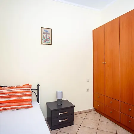 Spacious 2 Bd Detached House In Kefalonia W Patio Сasa de vacaciones *