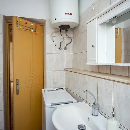 Сasa de vacaciones Spacious 2 Bd Detached House In Kefalonia W Patio Lixouri