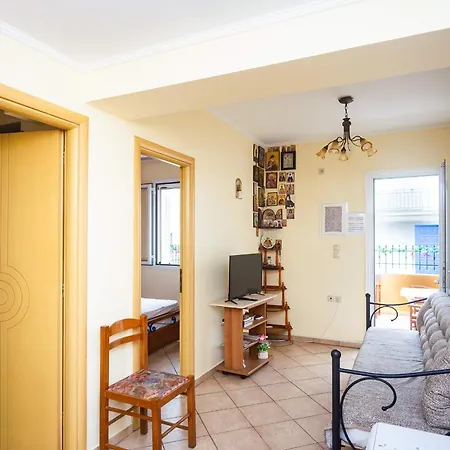 بيت للعطل Spacious 2 Bd Detached House In Kefalonia W Patio
