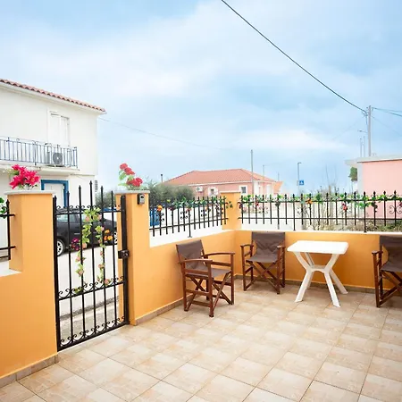 بيت للعطل Spacious 2 Bd Detached House In Kefalonia W Patio *